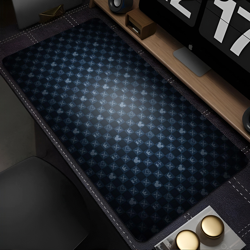 Alas Desktop Anime Hitam Putih - Laptop Accessories Productivity ulasan dan harga